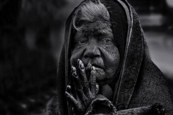 ELDER INDIAN WOMAN, People Portrait Prayer